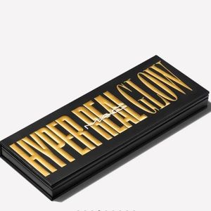MAC HYPER REAL GLOW PALETTE / GET IT GLOWIN’ BRAND NEW NEVER USED
